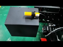 Clean the print head of the wall painting machine