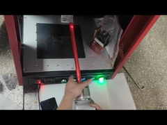 The marking machine's rotating fixture continuously performs four lines of marking operations